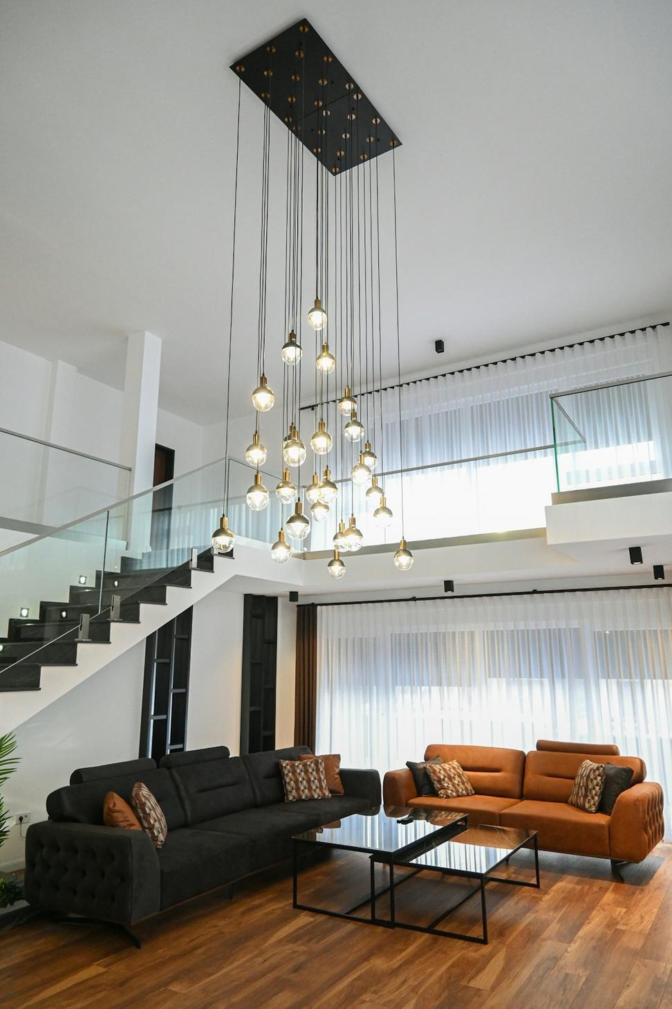 Skyline Penthouse Suite